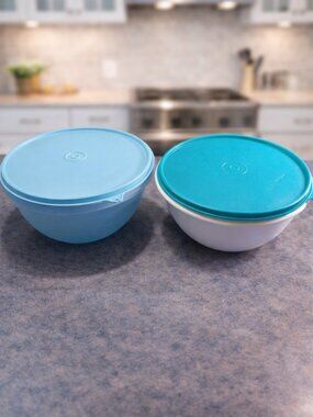 Vintage 📌 Tupperware 2 Wonderlier Bowl / Lid